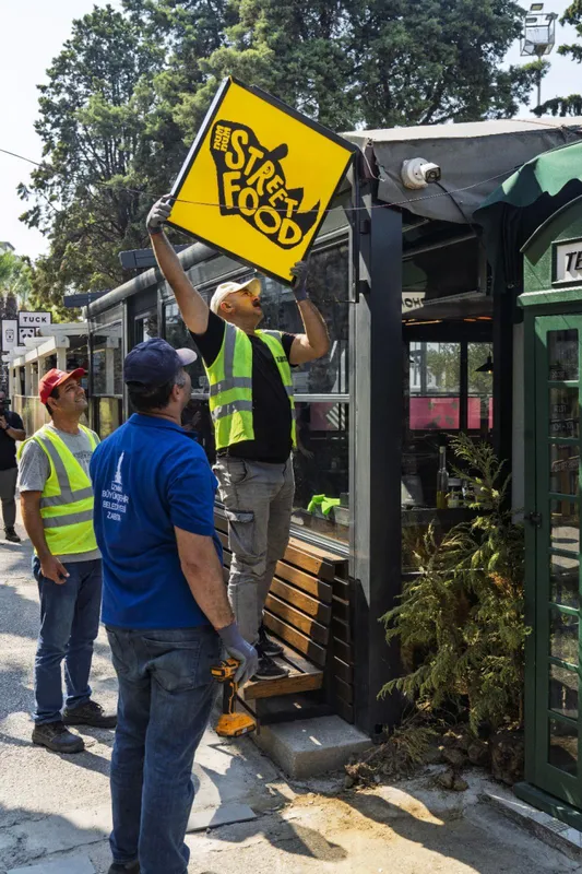 Düzenli kent için İzmir'de güçlü zabıta