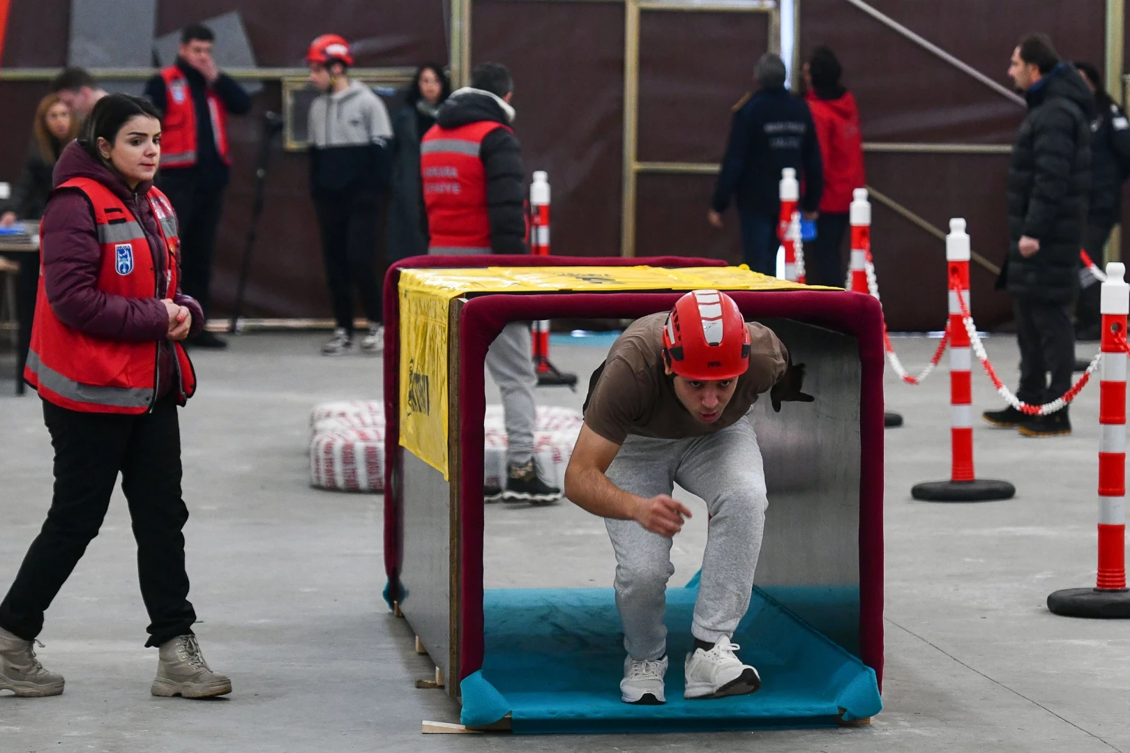 Ankara İtfaiyesi’nde 300 itfaiye eri için mülakat süreci başladı