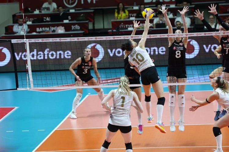 VakıfBank, THY deplasmanından avantajla dönüyor