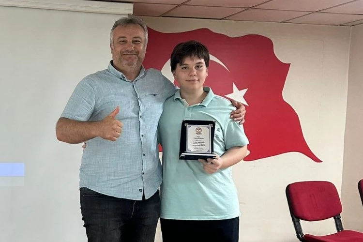 Fatih Uygun en başarılı futbol antrenörü seçildi