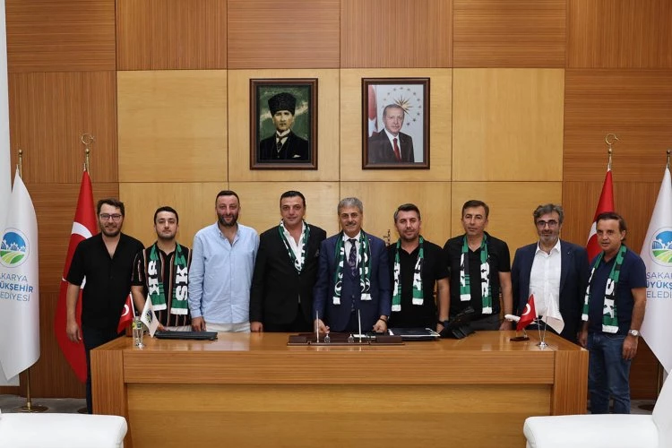 Sakaryaspor’un yeni yönetimininden Başkan Alemdar