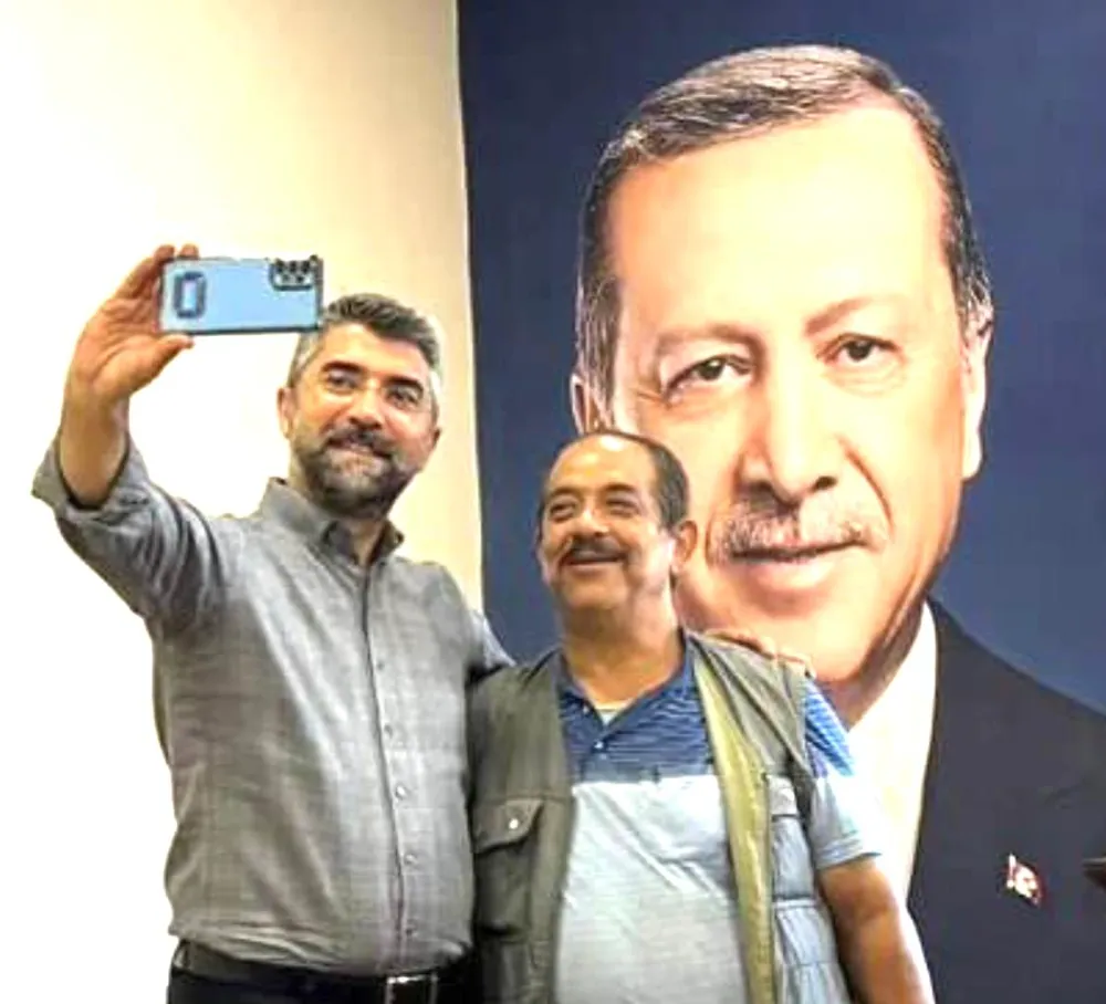 AK Parti İl Başkanı Küçükoğlu, vatandaşlarla 