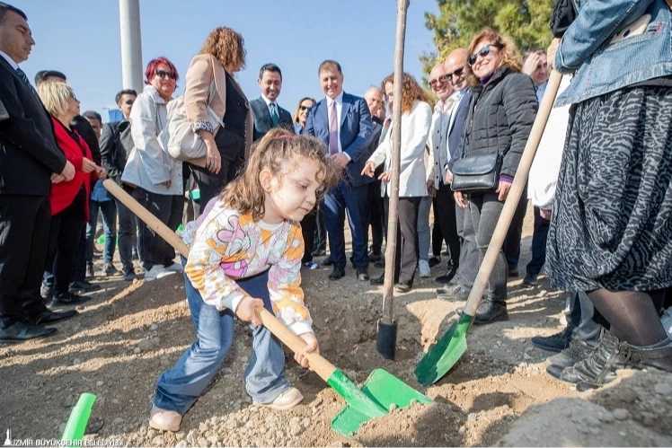 İzmir Büyükşehir sıfır karbon hedefi için çalışıyor