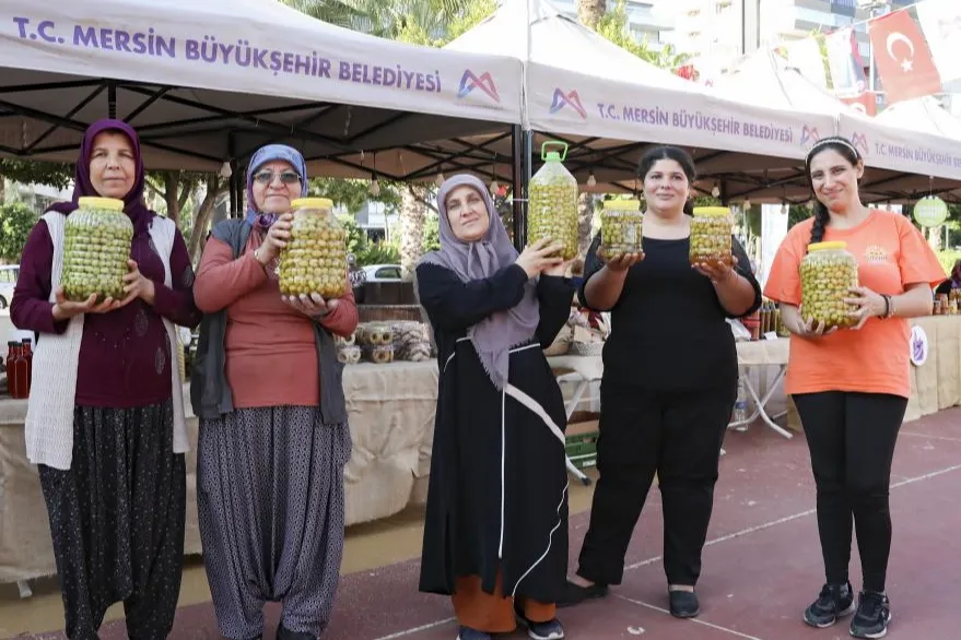 Kadın emeği Mersin’de hasatla taçlandı