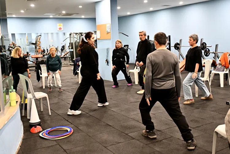 Antalya Muratpaşa’dan Parkinson hastalarına destek