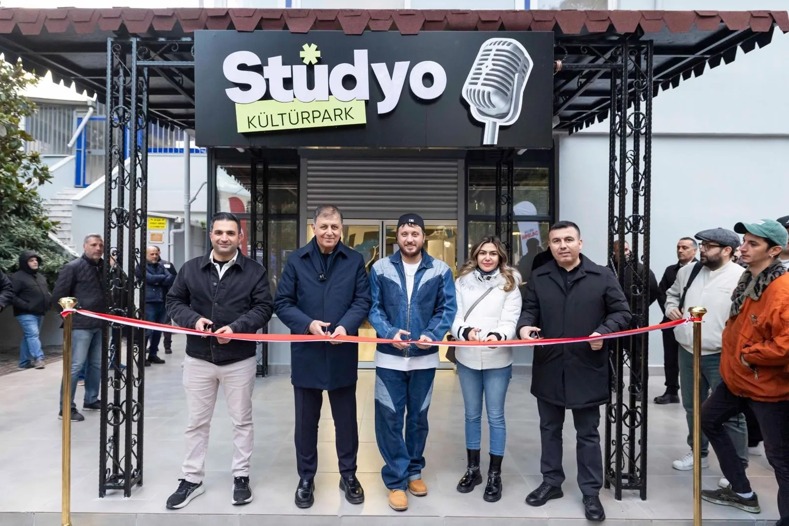 İzmir'de Stüdyo Kültürpark gençlere kapılarını açtı