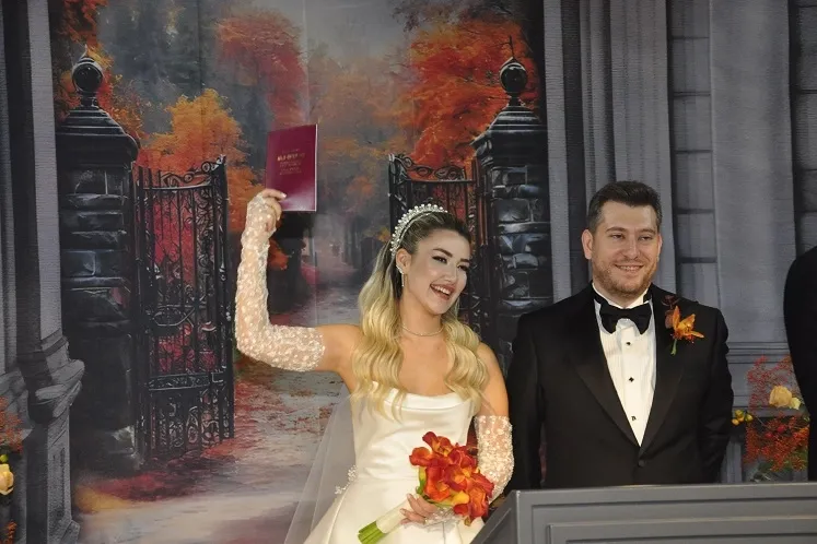 Görkemli düğün mutluluk saçtı