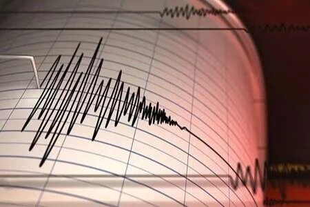 Ege Denizi’nde korkutan deprem