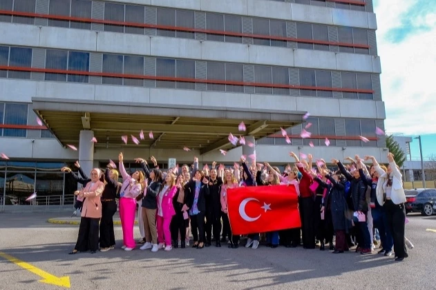 Sabiha Gökçen Havalimanı’nda kadınlara ilham veren 8 Mart kutlaması