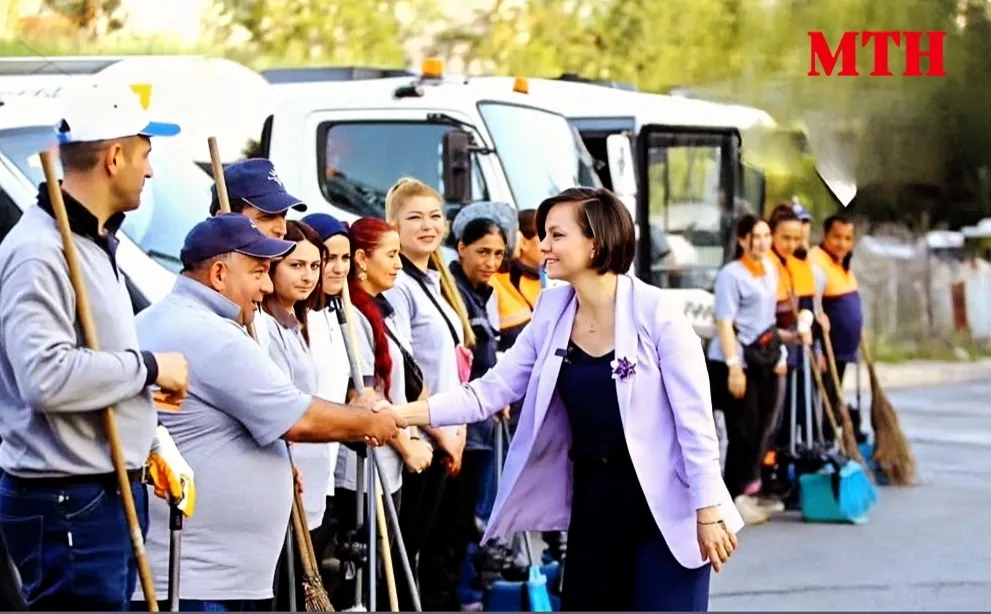 Başkan KINAY: “Karabağlar’ı dip köşe temizlemeye devam ediyoruz”