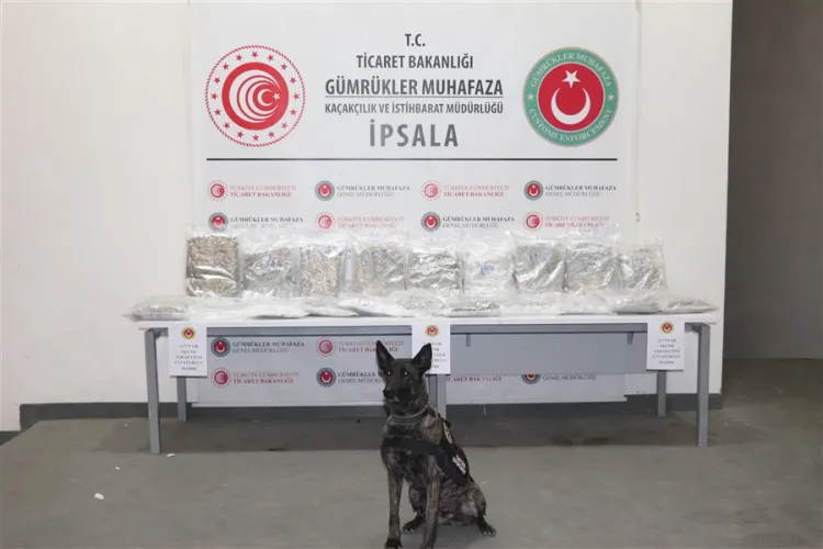 Gümrüklerde kaçakçılığa ağır darbe! Dev operasyonda 1,7 milyar TL’lik yakalama