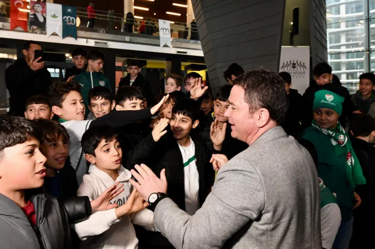 Bursa Osmangazi’de 90 çocuk daha yeşil beyazlı oldu