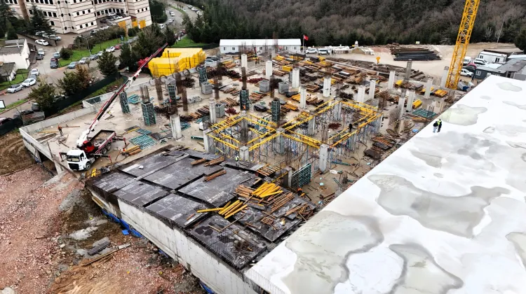 Kocaeli'de o otoparkın ilk katı hizmete alındı