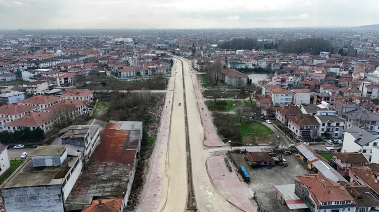 Adapazarı ve Serdivan trafiğine 3 yeni arter