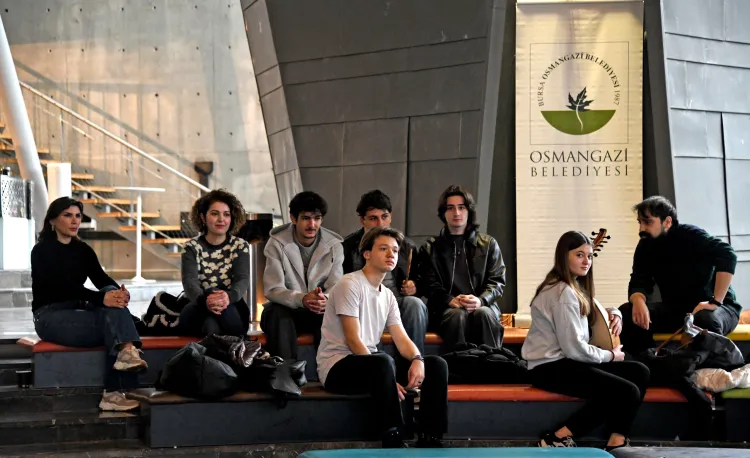 Bursa Osmangazi’de genç yeteneklere müzik desteği