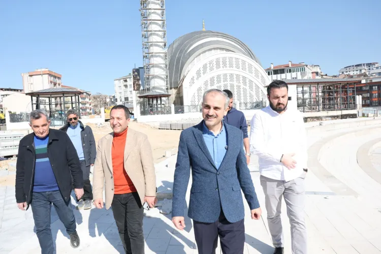 Çayırova'da Kent Meydanı ortaya çıkıyor