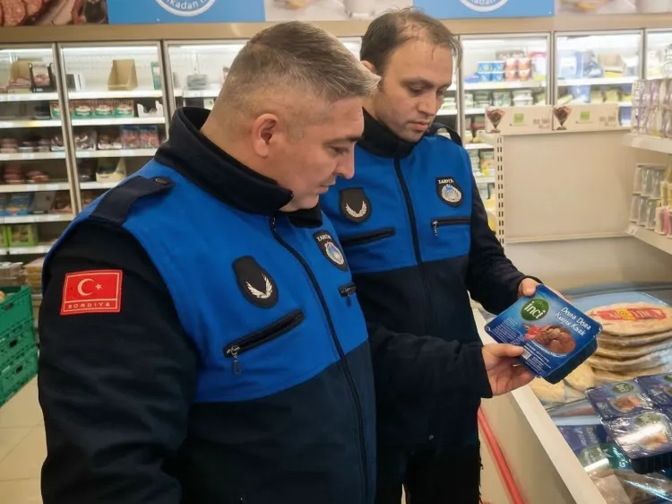 Bursa Gemlik'te marketlere zabıta denetimi