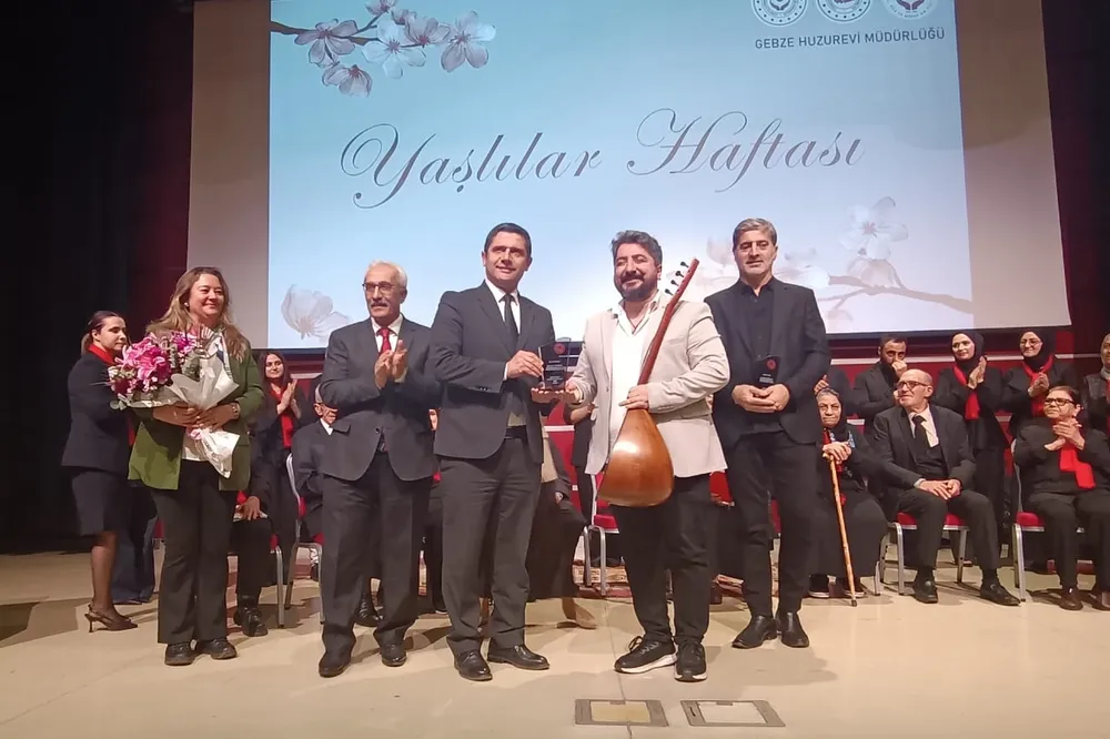 GTÜ’den Yaşlılara Saygı Haftası’nda gönül köprüsü