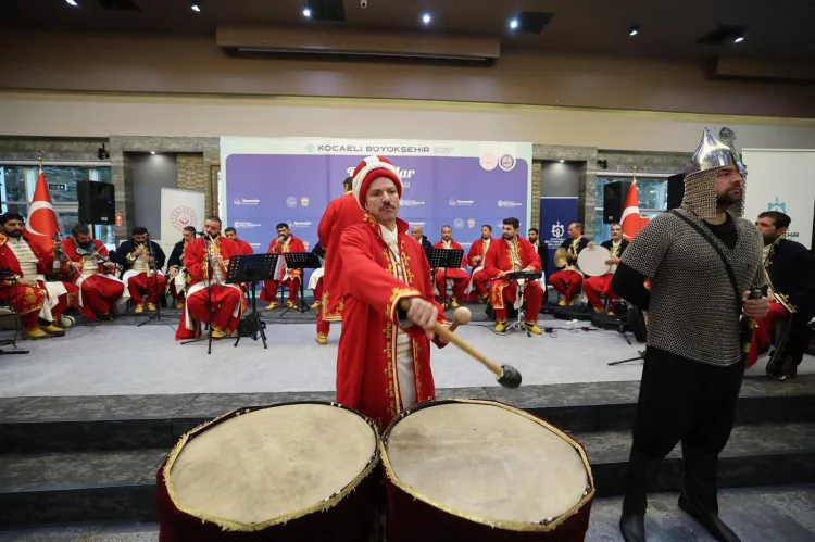 Kocaeli'de Başkan Büyükakın Roman iftarına katıldı