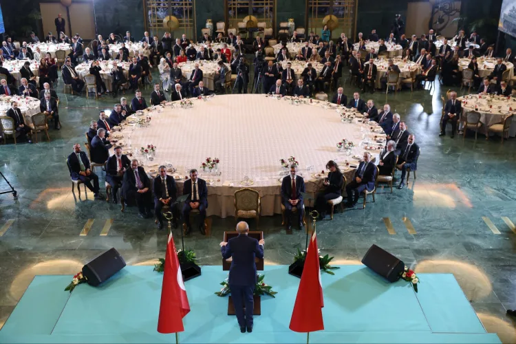 Cumhurbaşkanı Erdoğan: Gazetecilik hakikatin peşinde toplumun pusulasıdır