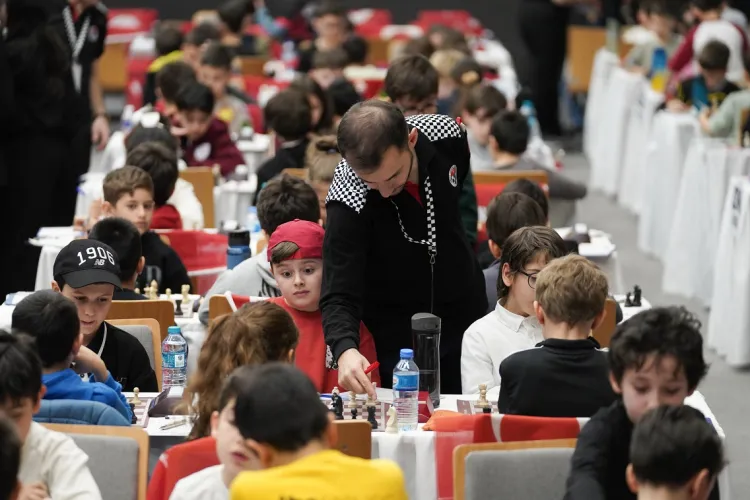 İstanbul Beylikdüzü'nde geleneksel turnuvada hamleler konuştu