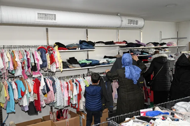 Bursa Osmangazi'de yüzler 'Sevgi'yle gülümsedi