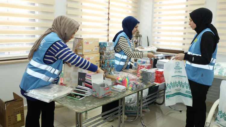 KOMEK kursiyerleri Ramazan boyunca gönüllere dokundu