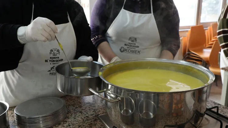 KOMEK kursiyerleri Ramazan boyunca gönüllere dokundu