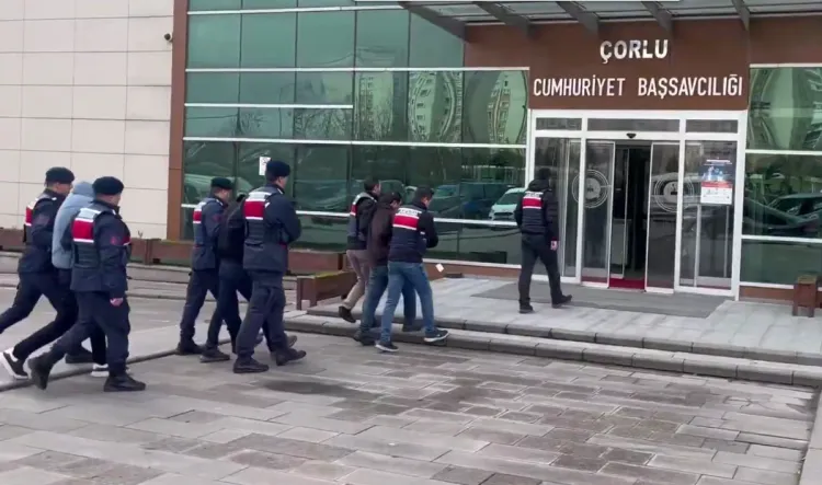 18 ilde nitelikli dolandırcılık ve bahise 118 gözaltı!