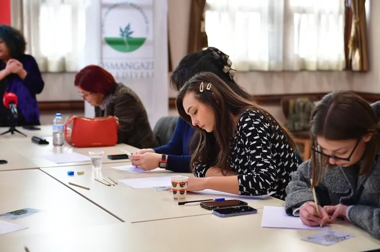 Bursa Osmangazi'de kadınlar haklarını masallarla anlattı