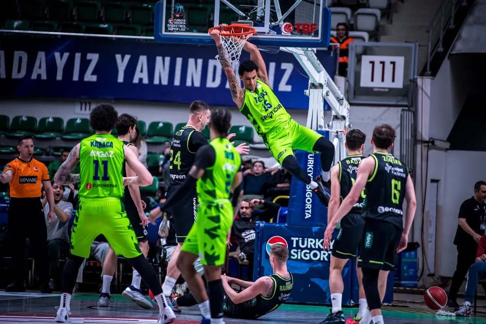 TOFAŞ potada evinde mağlup oldu