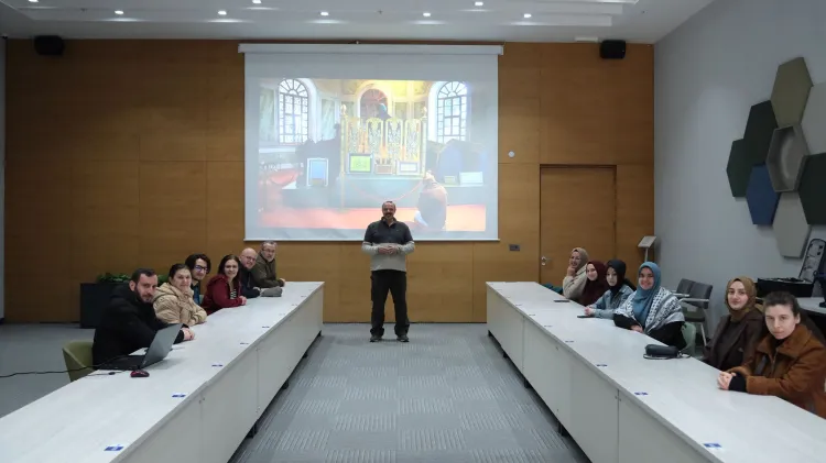 Bursa Yıldırım'da 'temel fotoğrafçılık' eğitimi başladı