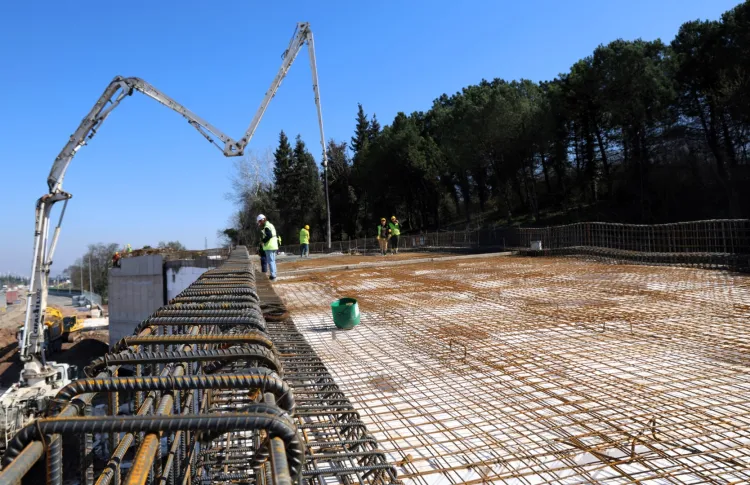 Kocaeli'de Başiskele Kavşağı’nın silueti ortaya çıkıyor