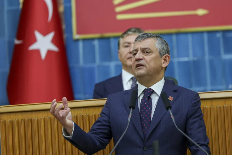 Özgür Özel'den sert eleştiriler... Erken seçim çağrısını yineledi