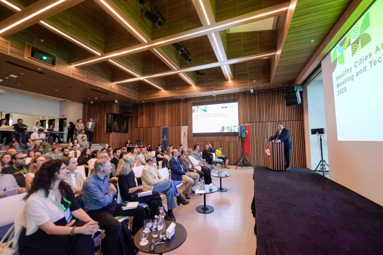 Başkan Tugay, DSÖ'nün 'Siyasi Komite’sinde