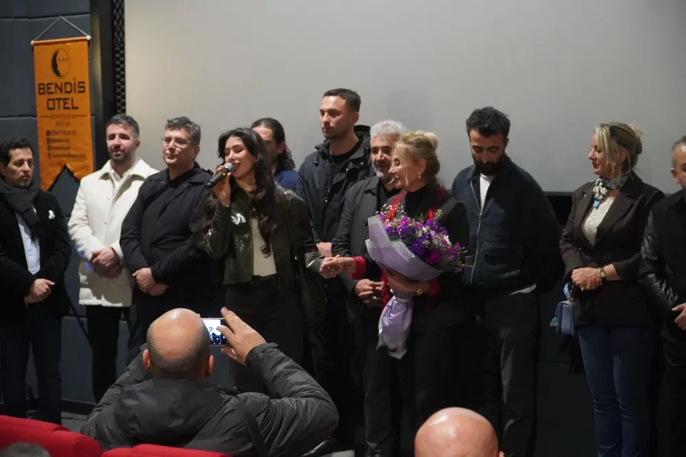 ‘Çatlı’ filminin galası Keşan’da yapıldı