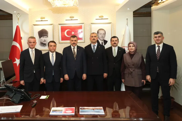 Bakan Çiftçi Ağrı’da... Valilik ziyaretinde vatandaş odaklı hizmetleri değerlendirdi