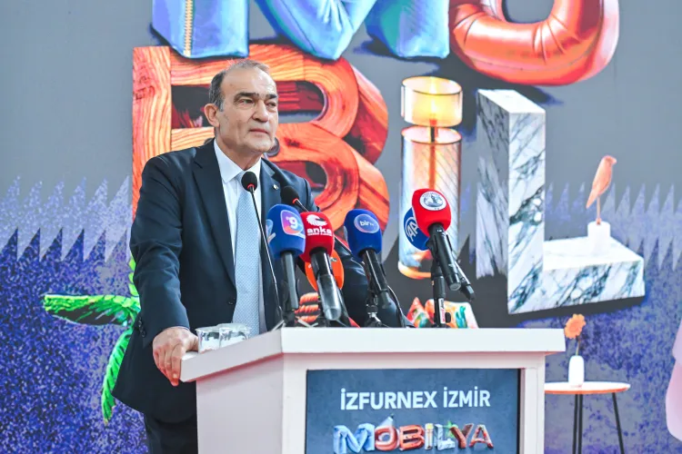 İZFURNEX 2026 İzmir Mobilya Fuarı kapılarını açtı