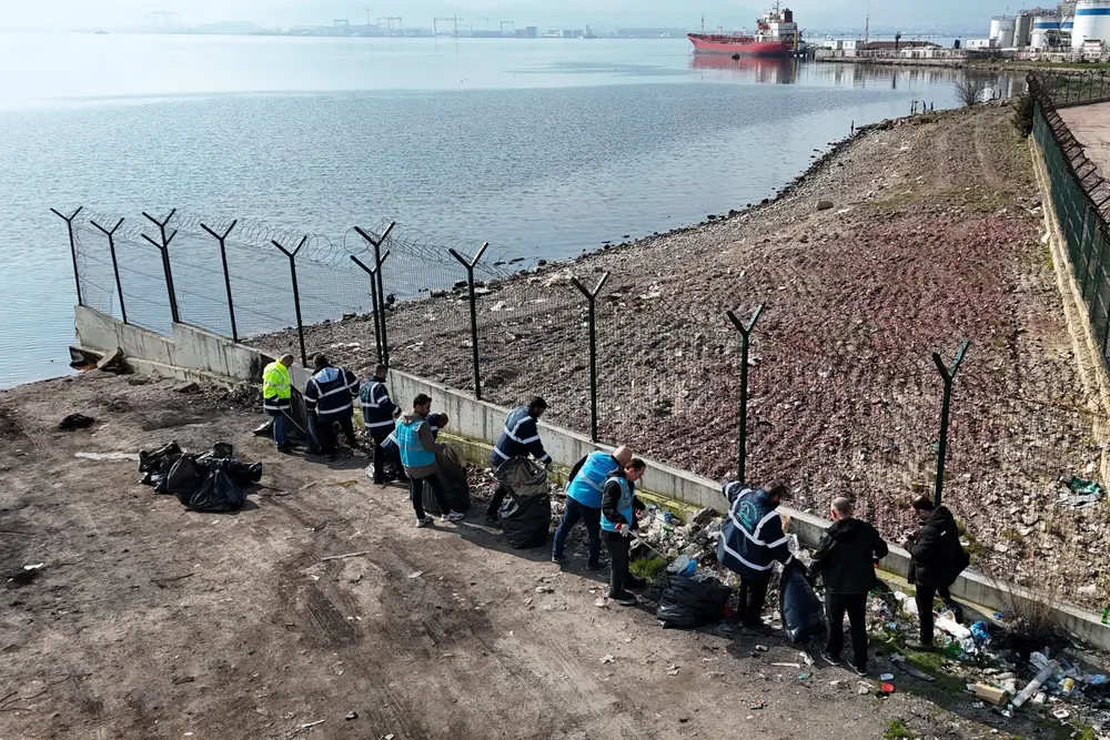 Kocaeli sahillerine 'Mavi Takım' nefesi