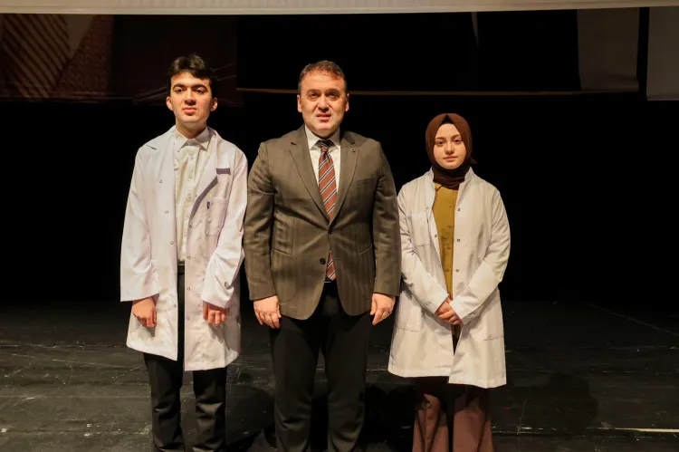 Bilecik’te geleceğin hekimleri beyaz önlüklerini giydi