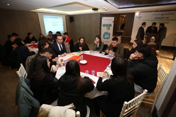 Bursa İnegöl’de gençler söz sahibi oluyor