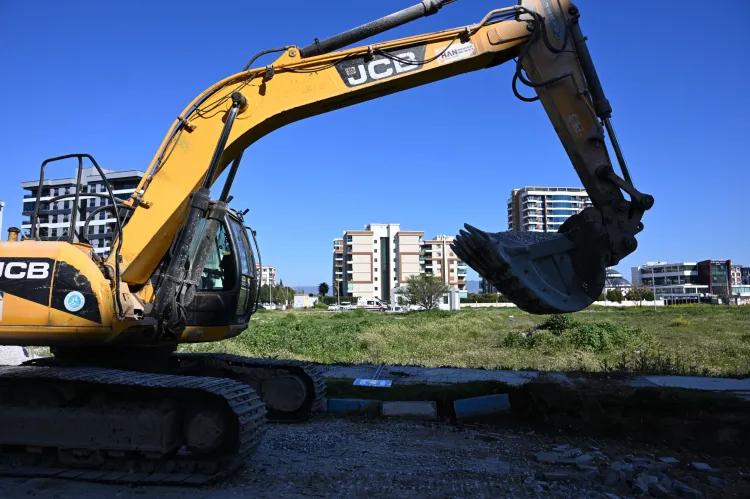 Manisa Güzelyurt'ta sorunlu kanalizasyon hattına yenileme
