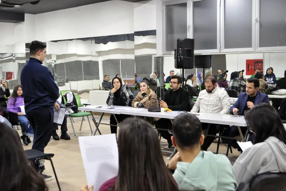 Kayseri Talas Karadut Tiyatrosu yetenek peşinde