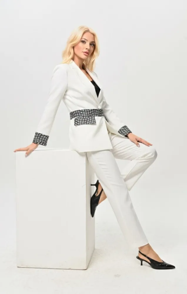 Nevide Çiçek avukat oldu!