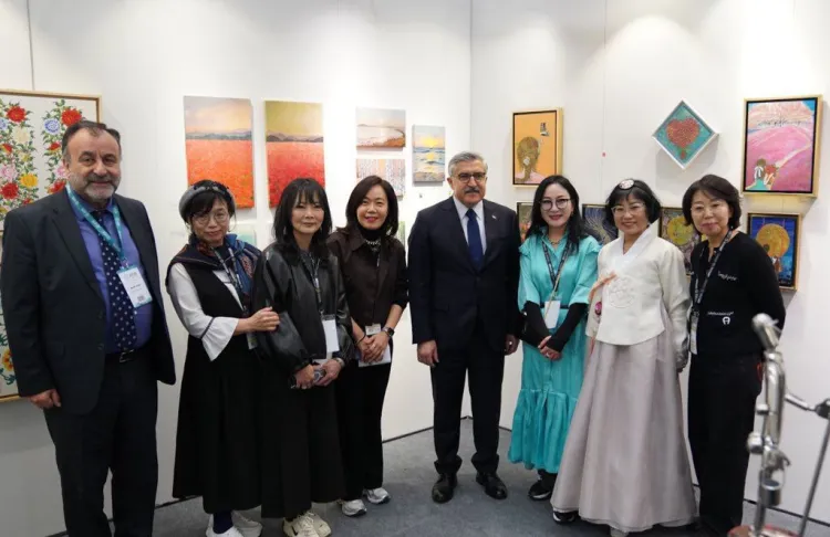 Yayman: Sanatın ve sanatçılarımızın yanındayız