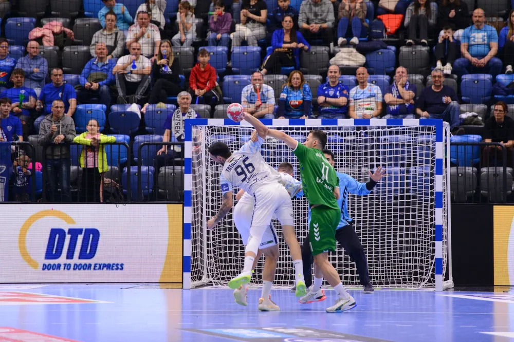 Bursa Nilüfer Belediyespor Macaristan’dan avantajlı dönüyor