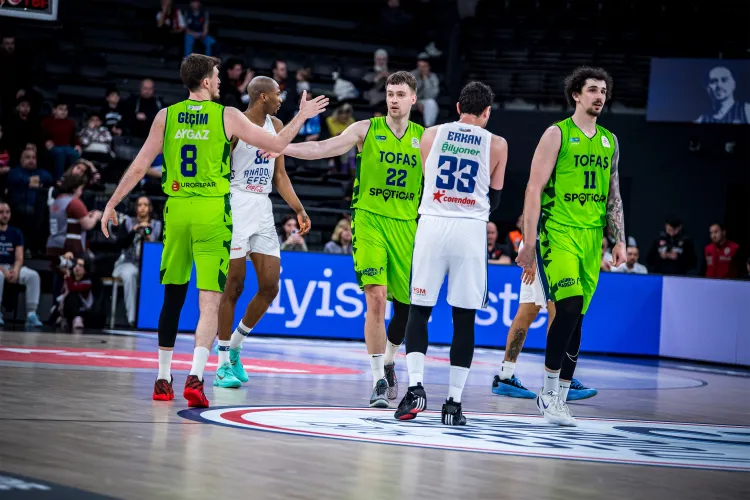 TOFAŞ ligin 24. haftasında parkeden mağlup ayrıldı