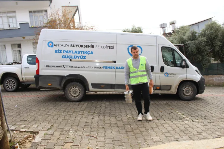 Antalya’da aşevi desteği büyüyor... 2025’te 259 bin porsiyon yemek dağıtıldı