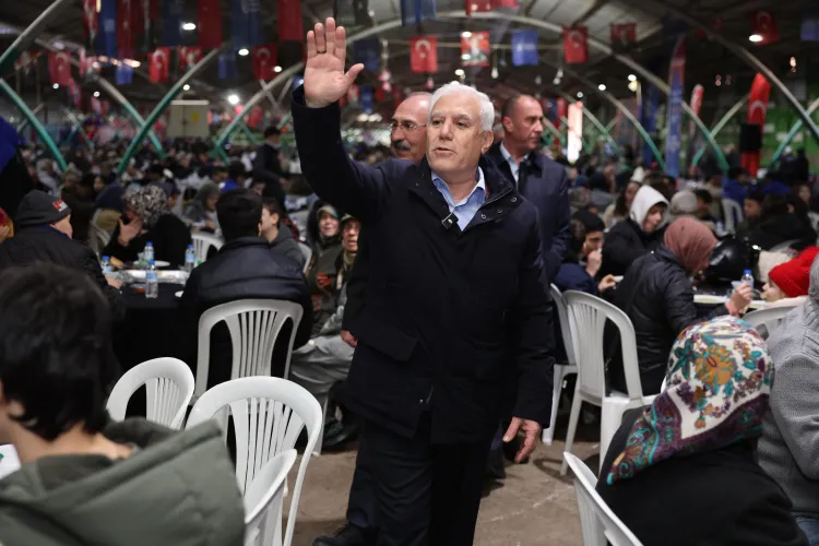 Bursa'da Başkan Bozbey İzniklilerle buluştu