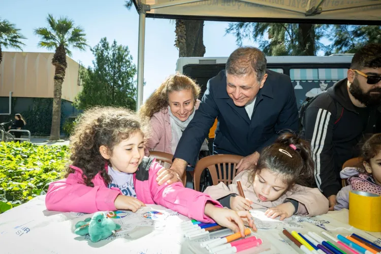Başkan Tugay, Atatürk'ün sözüyle kadınlar gününü kutladı